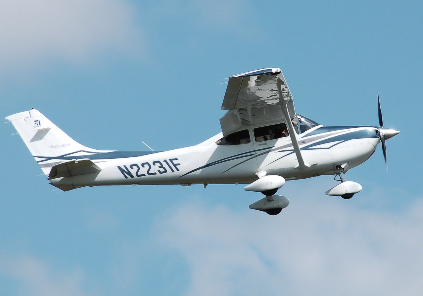 Cessna 182 Skylane #03