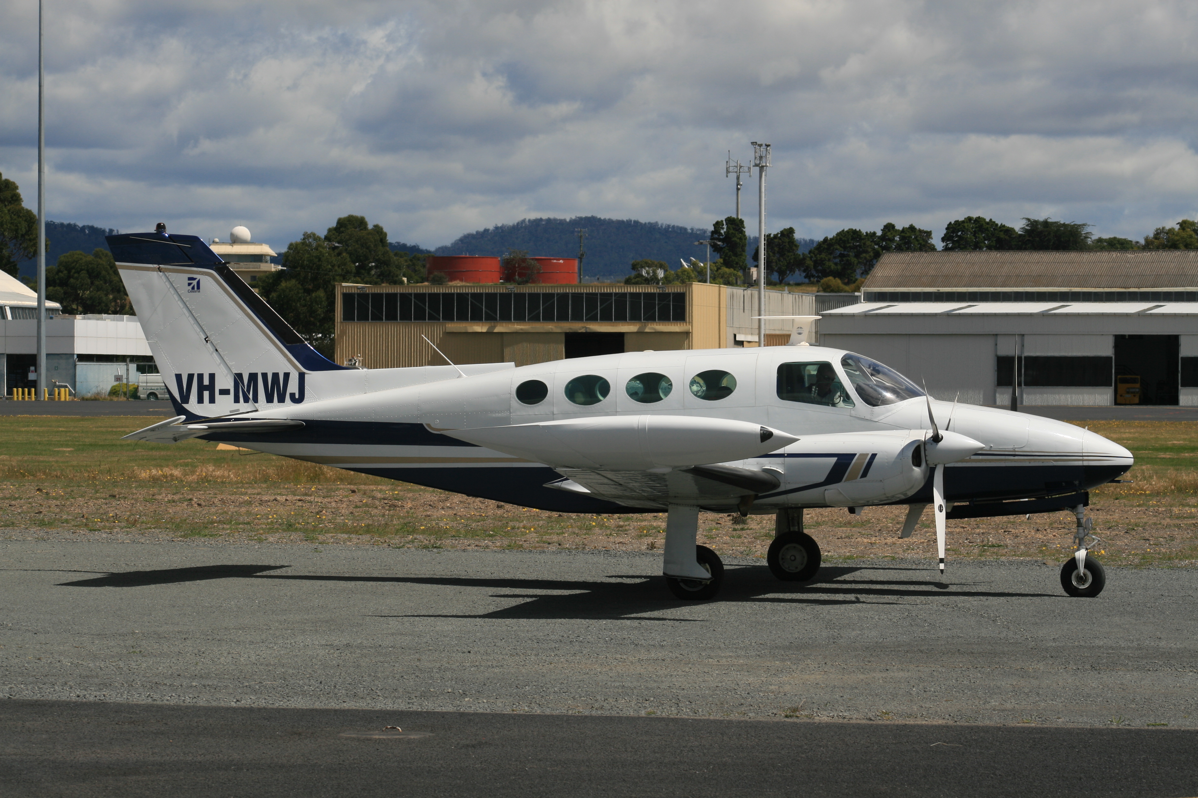 Cessna 411, 401 & 402 #02