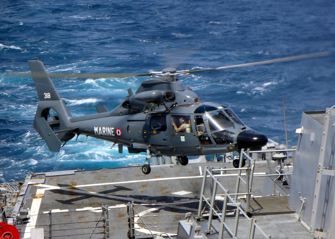 eurocopter-as-365n-dauphin-2-ec-155-02.jpg