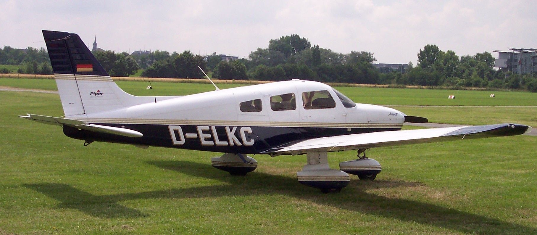 Piper PA-28R Cherokee Arrow #07