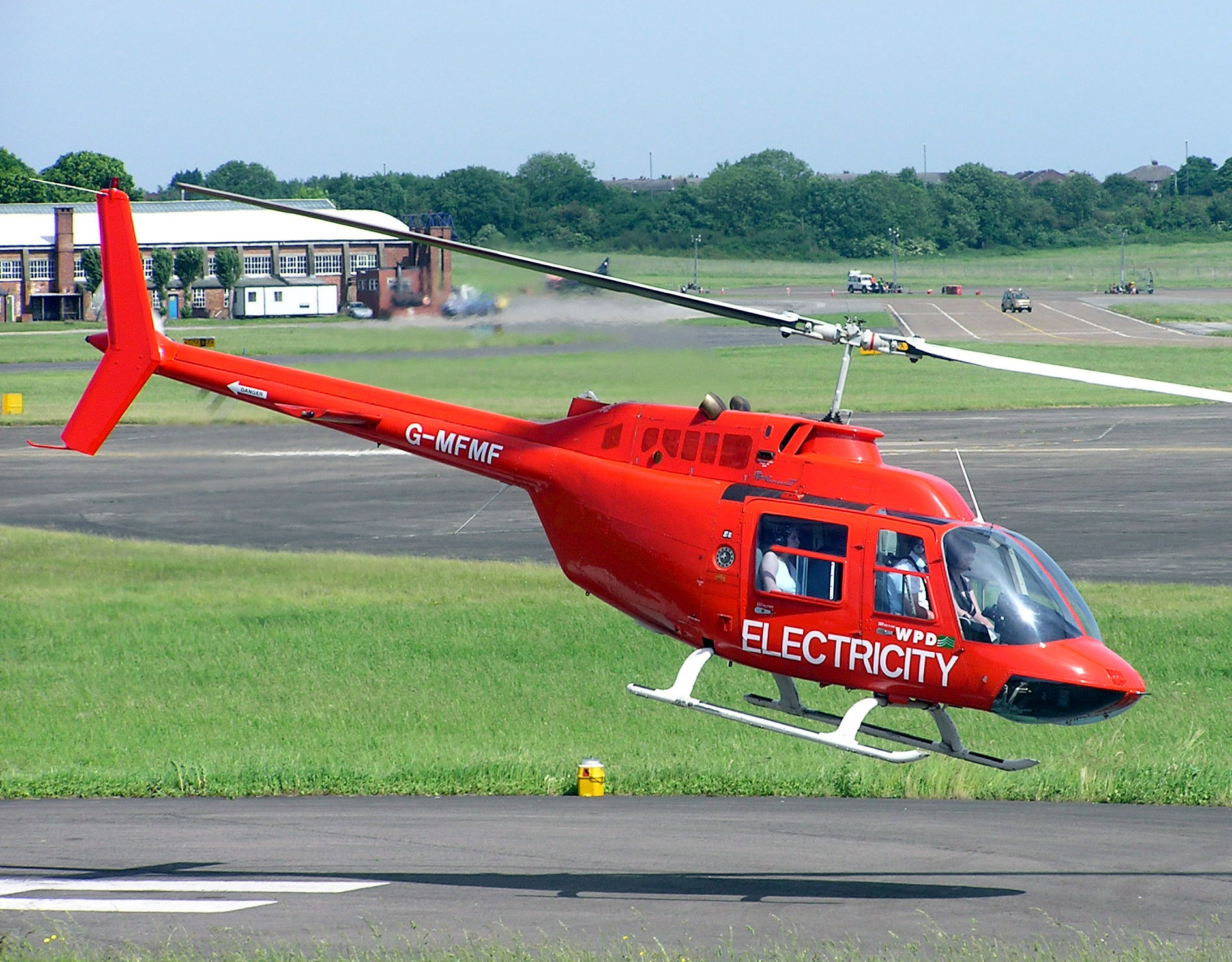 Bell 206LT TwinRanger & Tridair Gemini ST next
