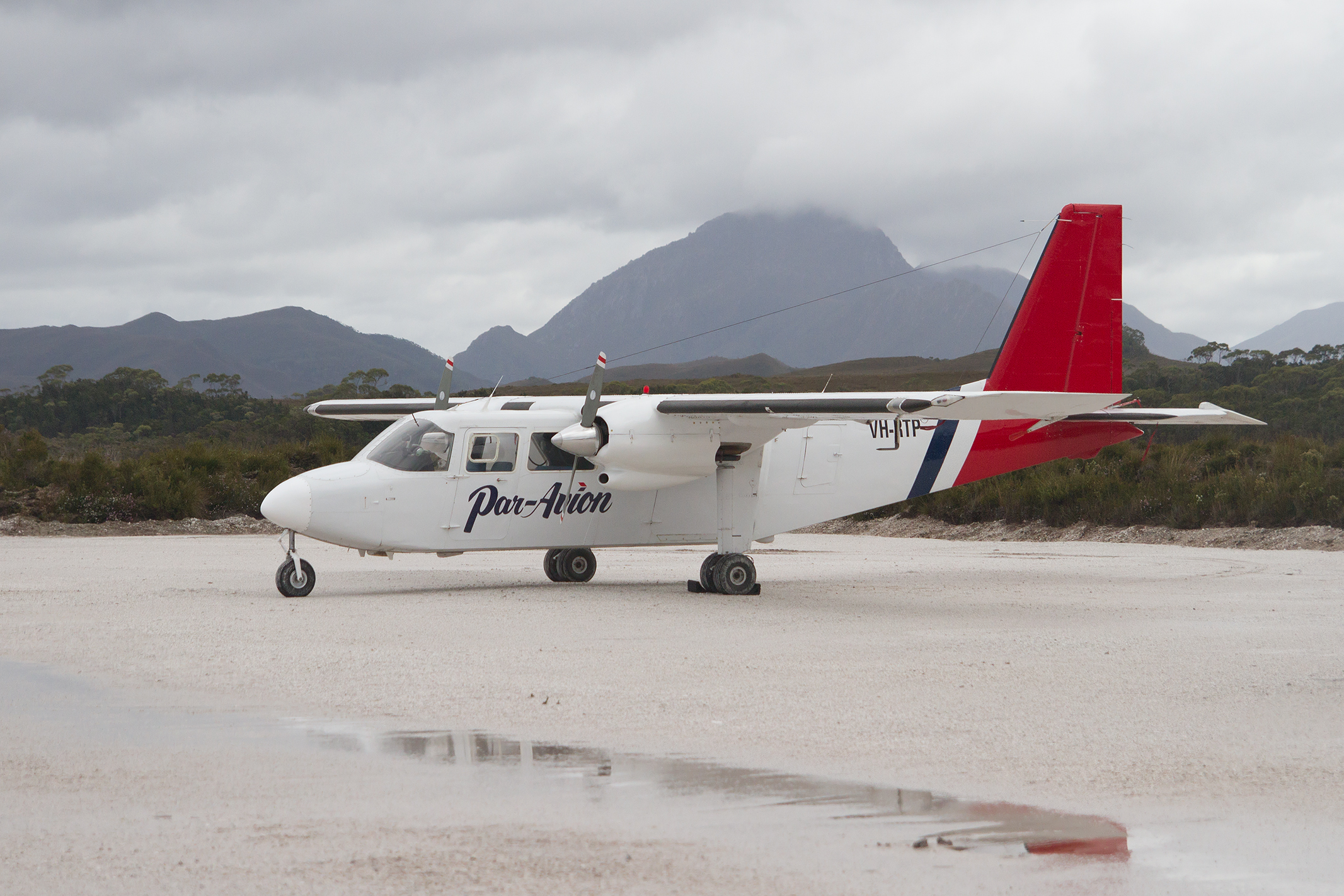 Britten-Norman BN-2 Islander previous