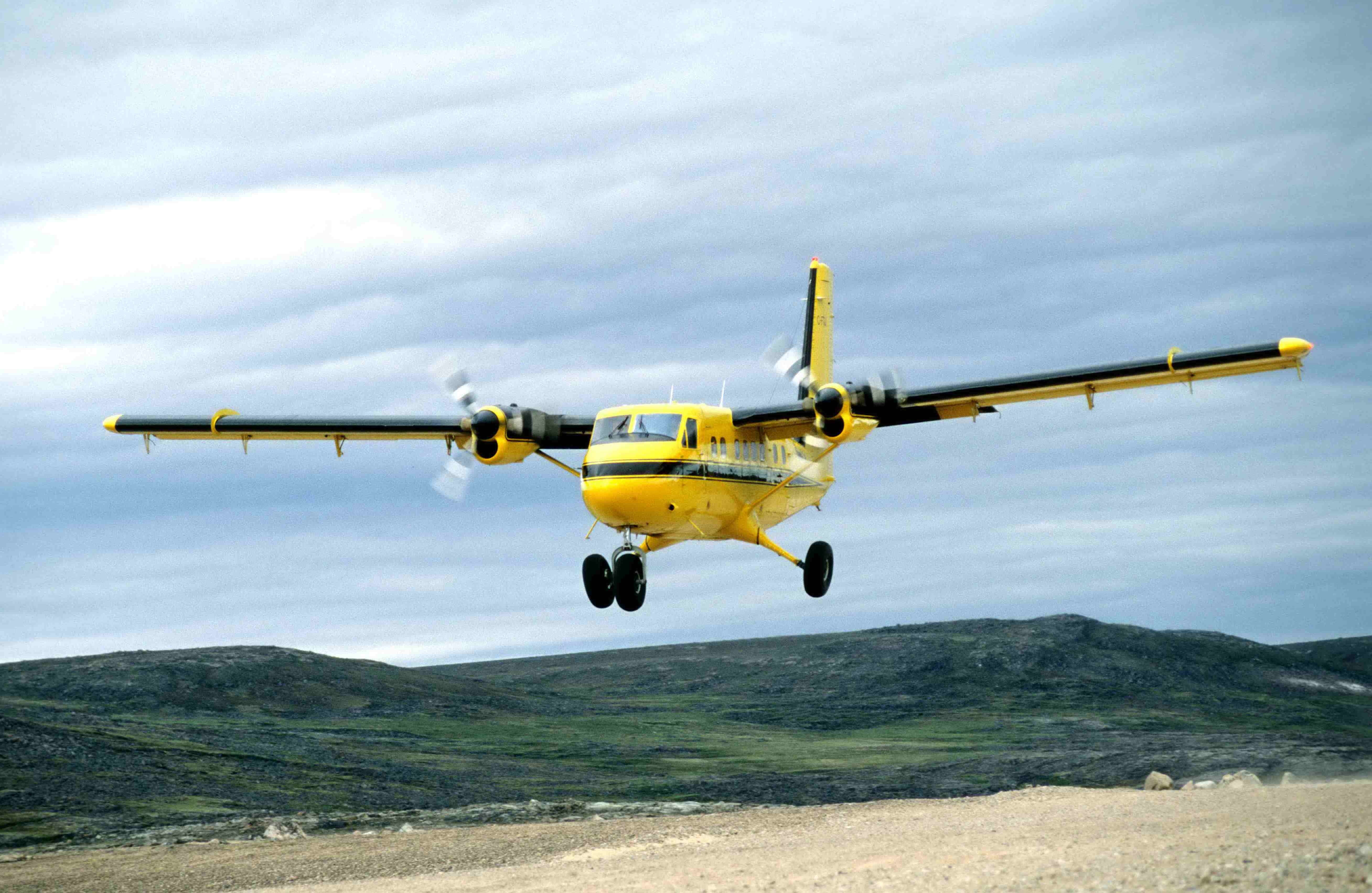 De Havilland Canada DHC-6 Twin Otter next