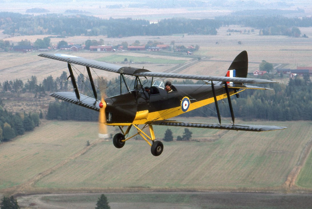 De Havilland DH.82 Tiger Moth #1