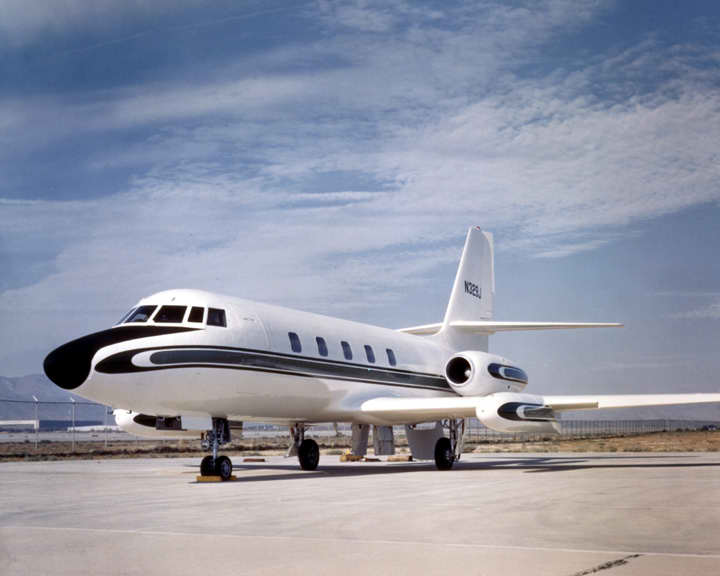 Lockheed JetStar #8